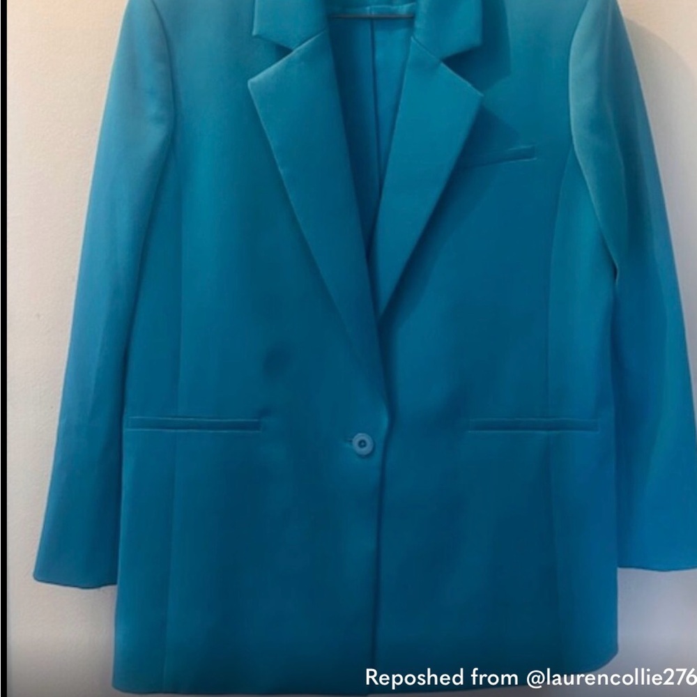 Alice + Olivia Shan Padded Shoulder Rolled Sleeve Boyfriend Blazer - Picture 9 of 15